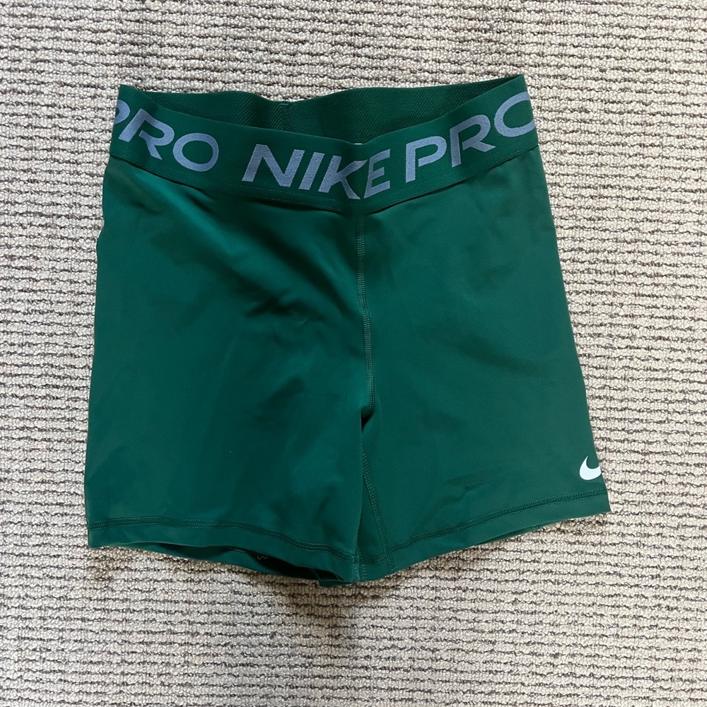 Green Nike pros